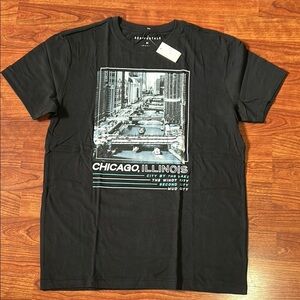 Aeropostale Graphic T-Shirt Medium